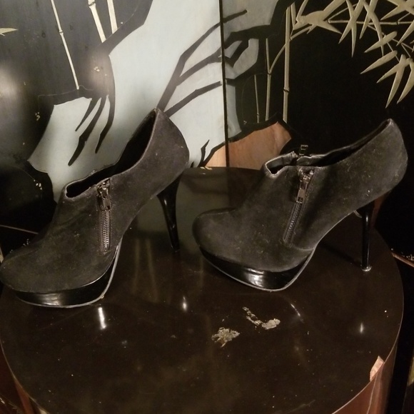 Black platform mule worn or best offer - Picture 3 of 4